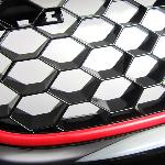 Calandre avant ABS VW Golf 5 de 2003 a 2008 Noir - Rouge, sans embleme